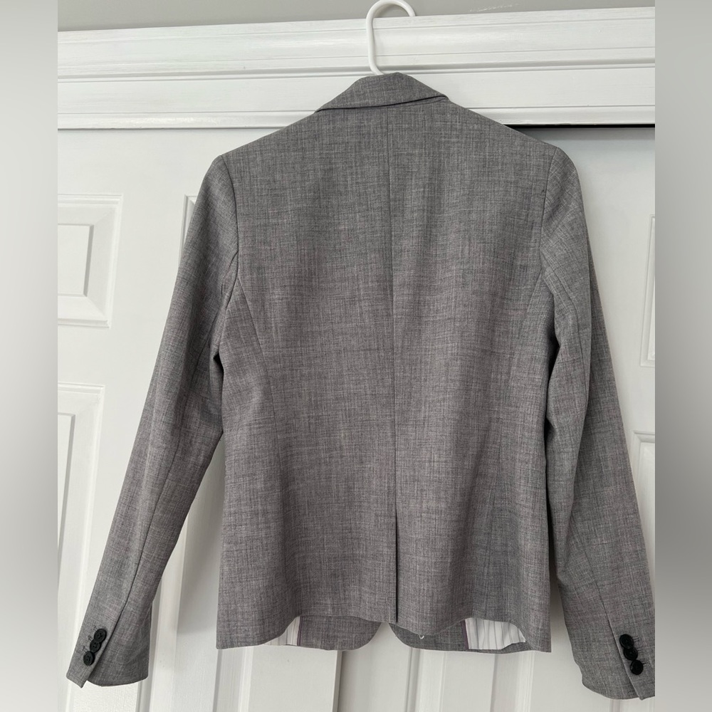 Blazer - Picture 3 of 4
